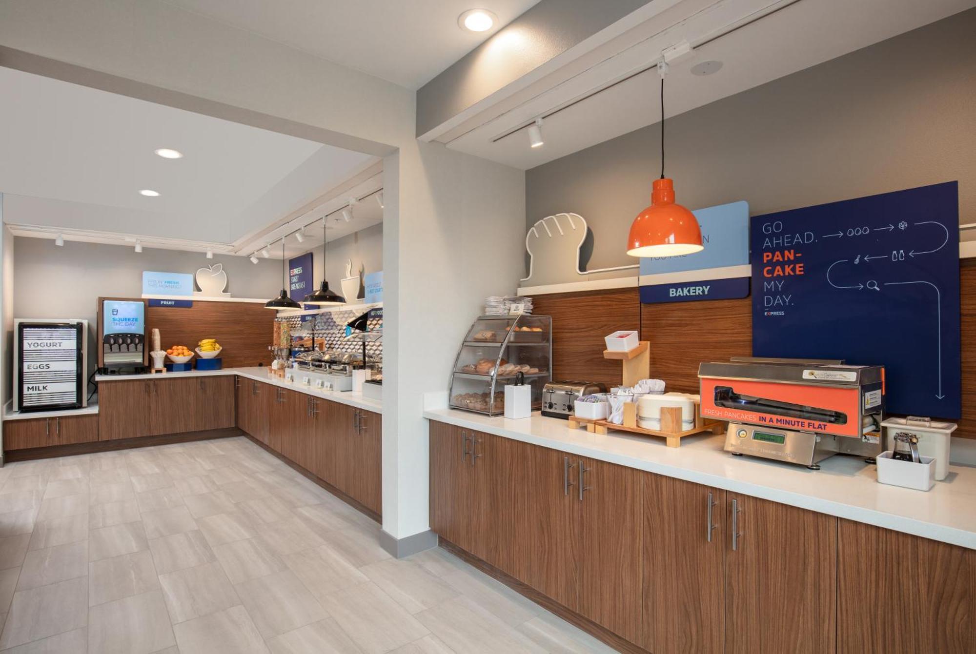 Holiday Inn Express Bothell By Ihg Экстерьер фото