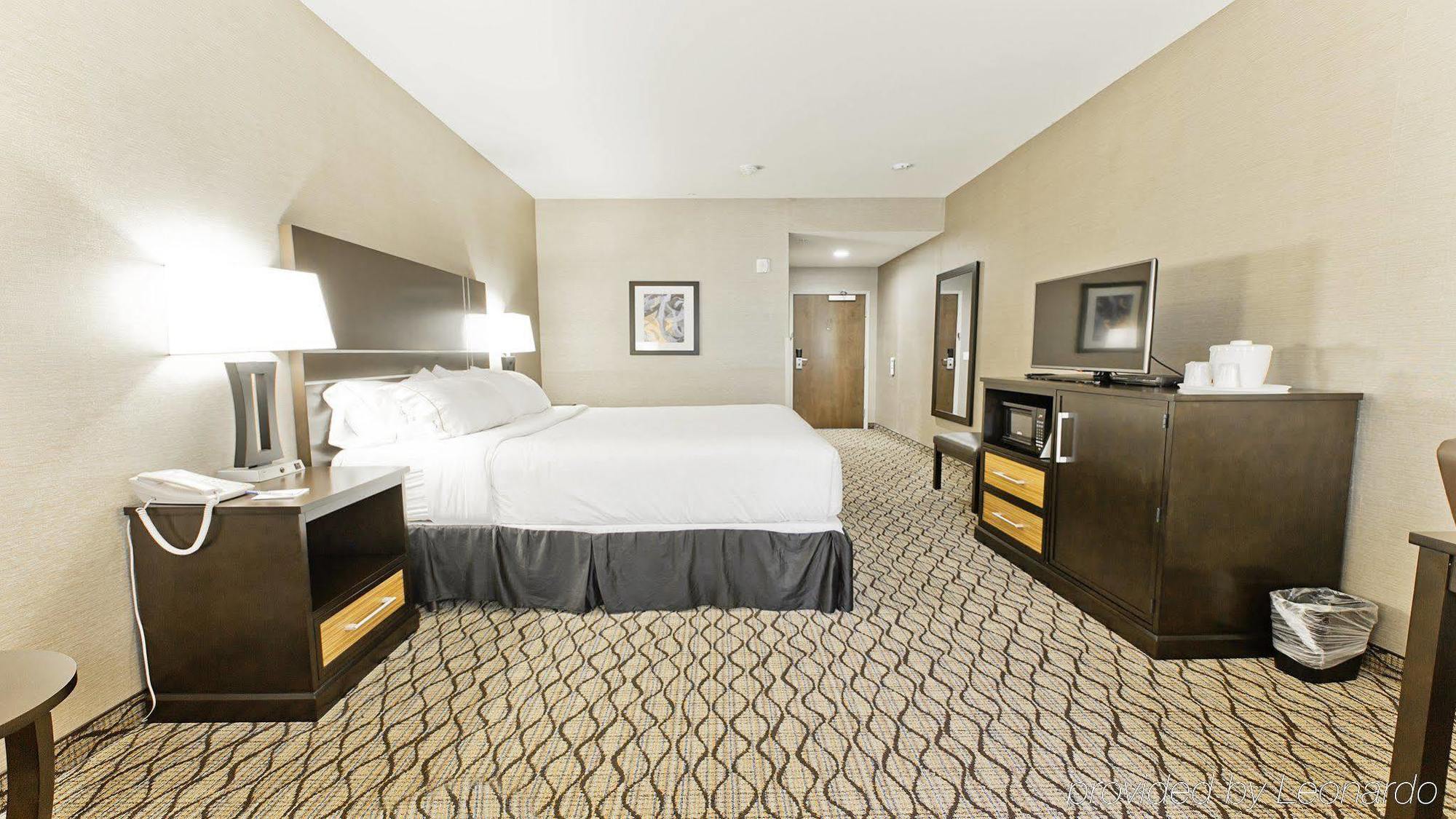 Holiday Inn Express Bothell By Ihg Экстерьер фото