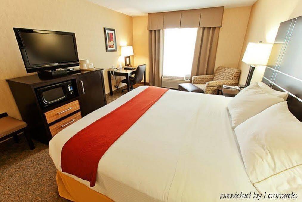 Holiday Inn Express Bothell By Ihg Экстерьер фото